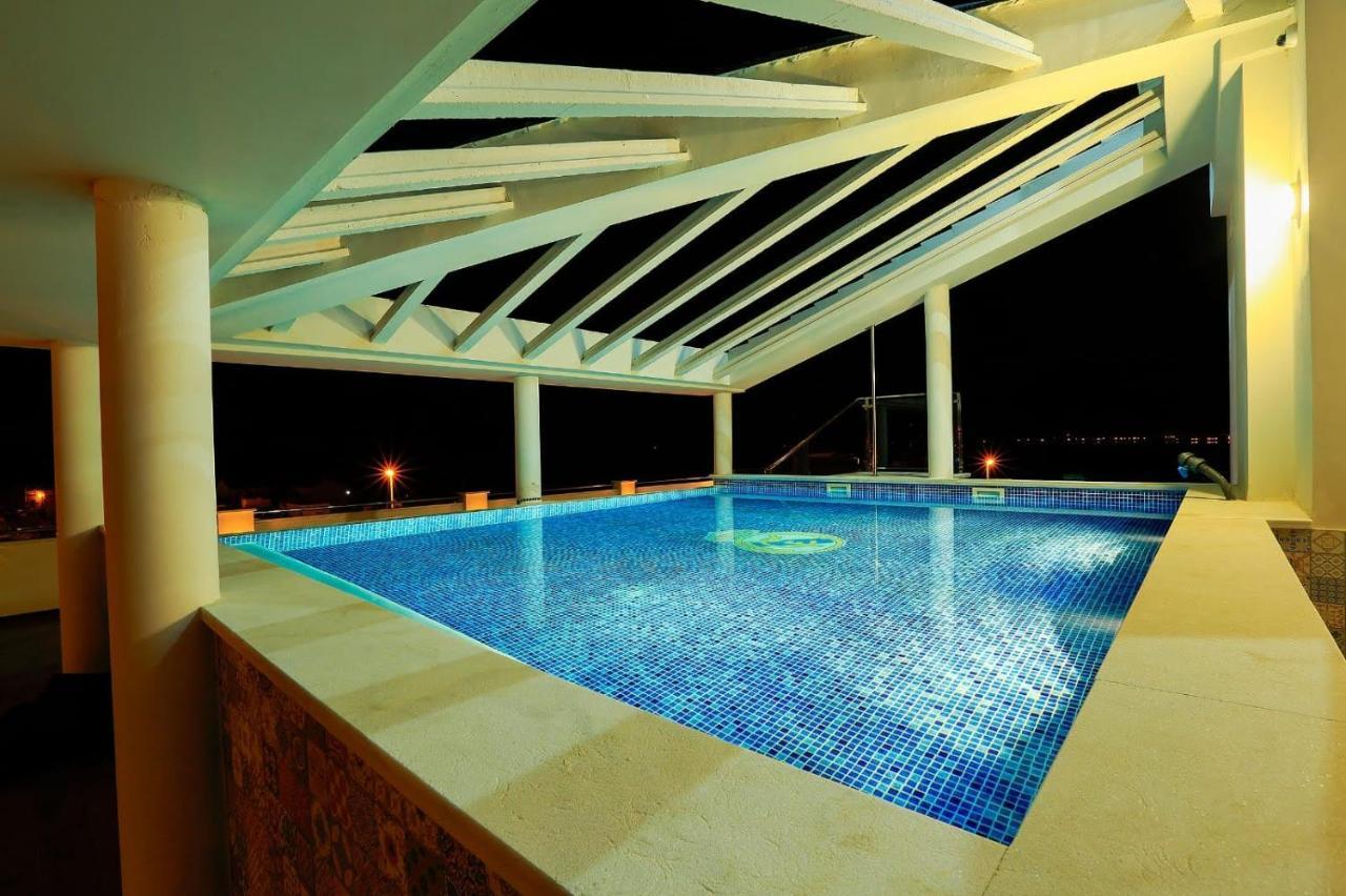 Hotel Puerta Salina Isla Cristina Zewnętrze zdjęcie